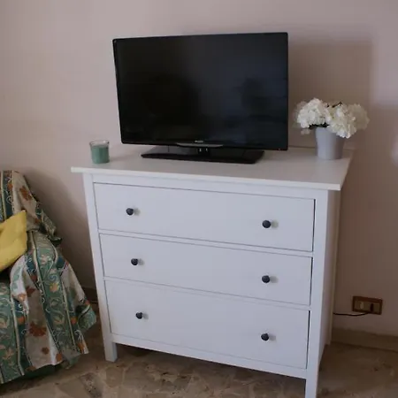 Domus Theresa Iv Apartment *