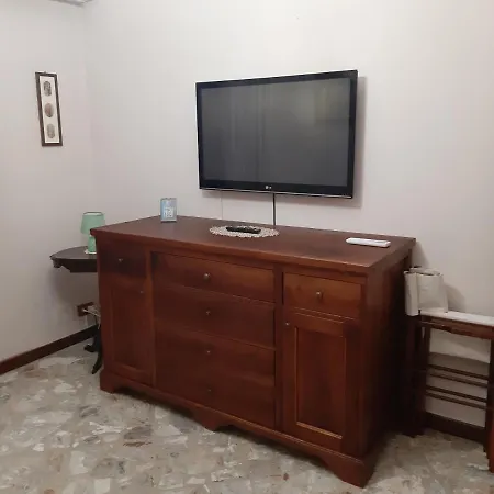 Apartment Domus Theresa Iv Syracuse