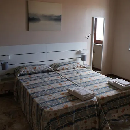 Apartment Domus Theresa Iv *
